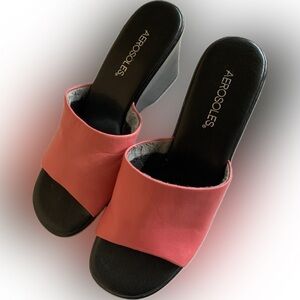 Aerosoles Wedge Sandals Summer Slides Clogs Salmon Pink Leather Heel 3 1/4” 8.5